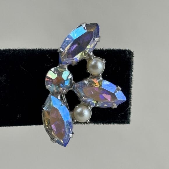 B. David Aurora Borealis Marquis Rhinestone Screw Back Clip On Vintage Earrings - Picture 4 of 12